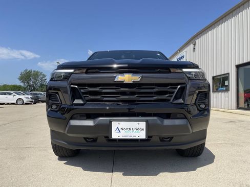 Used 2024 Chevrolet Colorado LT w/ LT Convenience Package III image 29