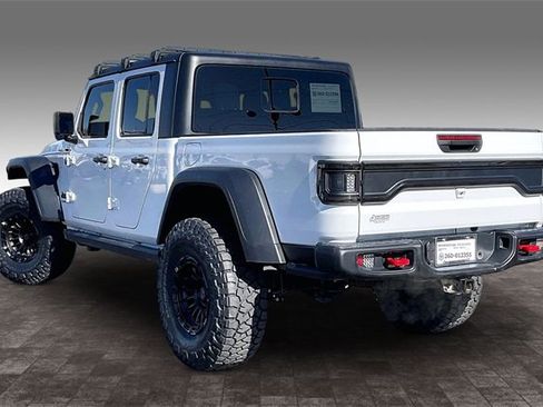 Used 2024 Jeep Gladiator Rubicon w/ Convenience Group image 12