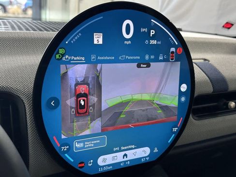 Certified 2025 MINI Cooper 2-Door Hardtop image 19