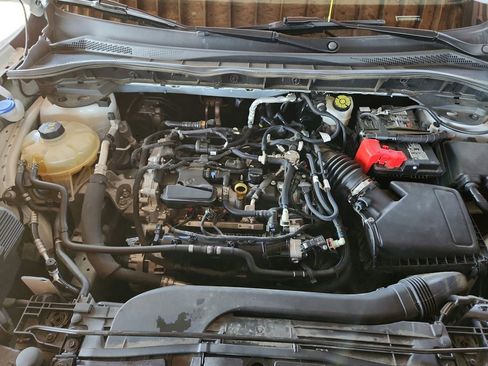 Used 2022 Ford Escape SE image 26