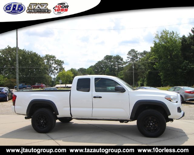Used 2019 Toyota Tacoma SR w/ SX Package AWD/4WD image 8