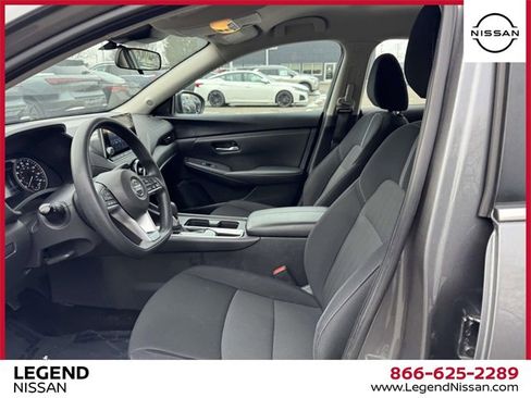 Certified 2023 Nissan Sentra SV image 13