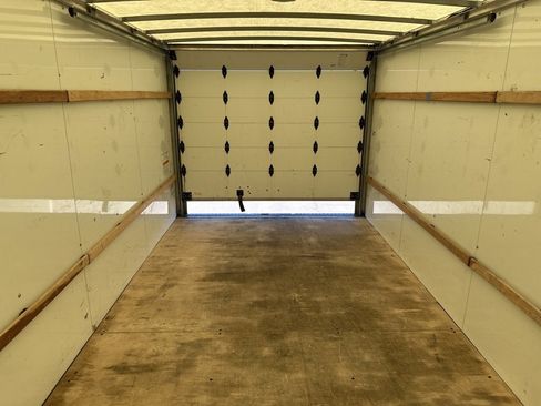 Used 2022 GMC Savana 3500 Extended w/ Power Convenience Package image 25