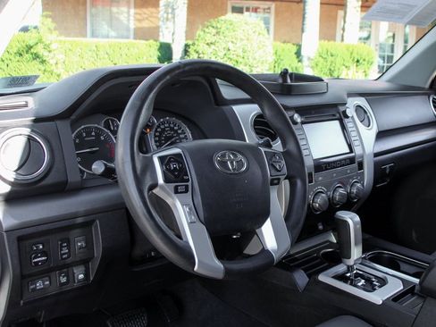 Used 2016 Toyota Tundra SR5 w/ TRD Off Road Package image 18