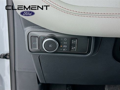 New 2026 Ford Explorer Active w/ Active Comfort Package image 13