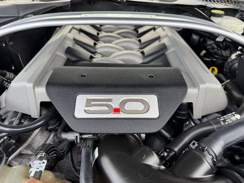 Used 2017 Ford Mustang GT Premium w/ Equipment Group 401A image 41