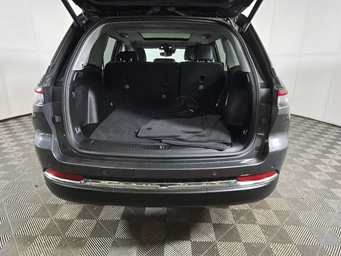 Used 2023 Jeep Grand Cherokee 4WD 4xe image 28