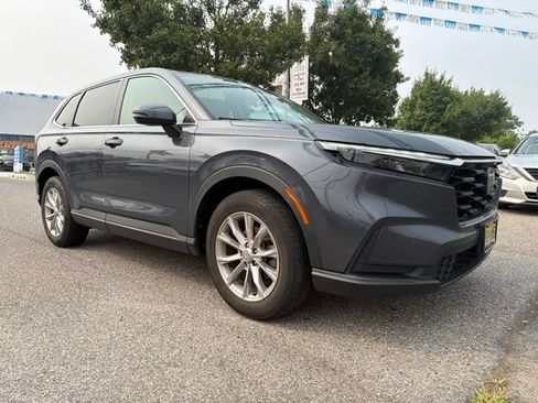 Used 2024 Honda CR-V EX image 2