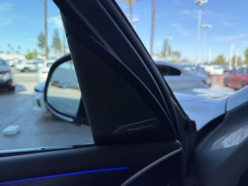 Used 2023 BMW X3 sDrive30i w/ M Sport Package RWD image 6