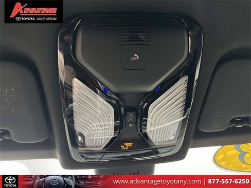 Used 2023 BMW X6 xDrive40i w/ Executive Package image 39