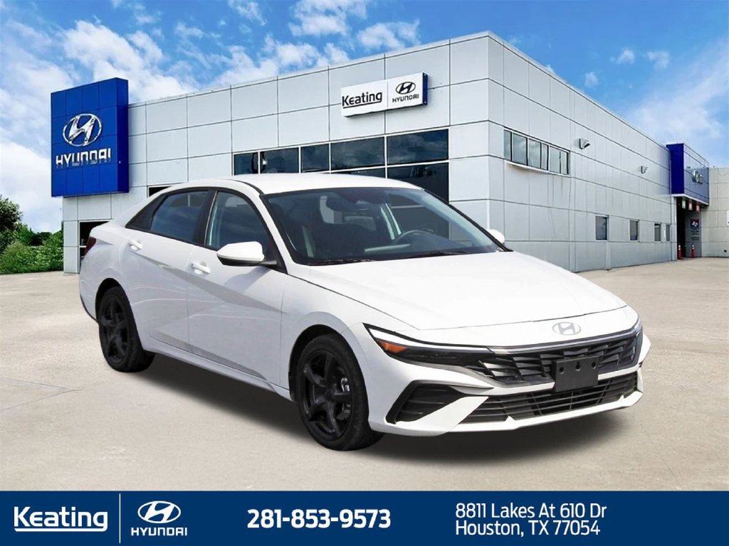 Certified 2026 Hyundai Elantra Hybrid FWD image 3