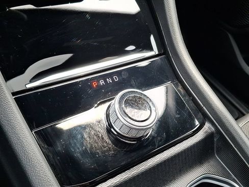 Used 2025 Jeep Grand Cherokee Altitude AWD/4WD image 17