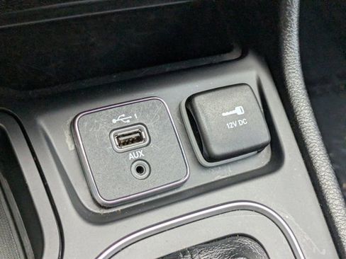 Used 2021 Jeep Cherokee High Altitude image 19