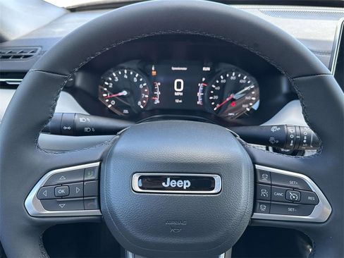 New 2026 Jeep Compass Limited image 13