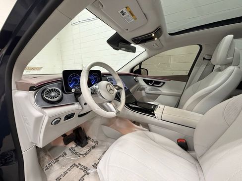 Used 2023 Mercedes-Benz EQE 350+ 4MATIC SUV w/ Exclusive Trim Package image 30