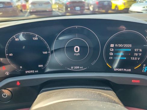 Used 2022 Porsche Taycan Turbo image 14