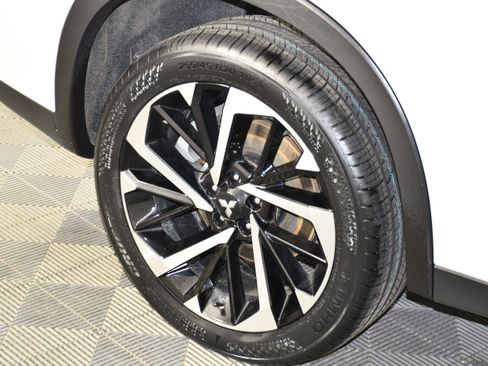 Used 2023 Mitsubishi Outlander SE AWD/4WD image 42
