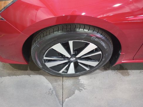Used 2021 Nissan Altima 2.5 SV AWD/4WD image 27