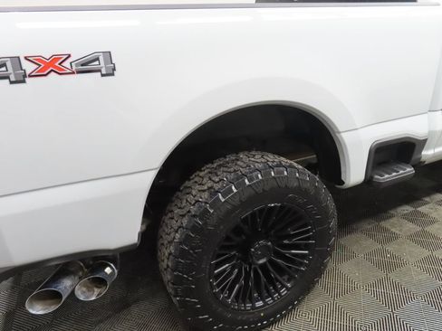 Used 2026 Ford F250 Platinum AWD/4WD image 38
