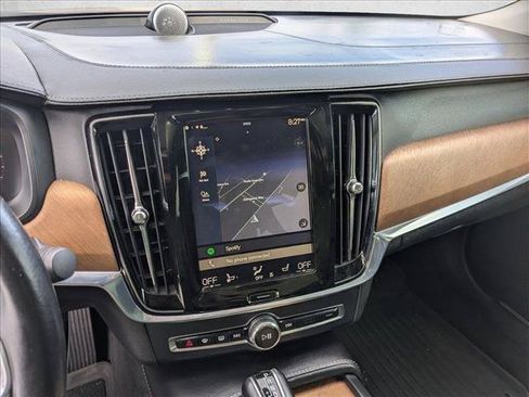Used 2018 Volvo S90 T6 Inscription w/ Convenience Package AWD/4WD image 12