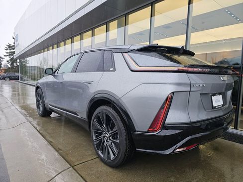 New 2026 Cadillac Lyriq Signature Sport image 5