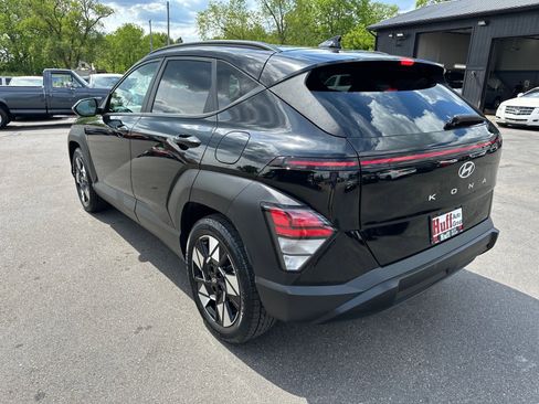 Used 2025 Hyundai Kona SEL FWD image 8