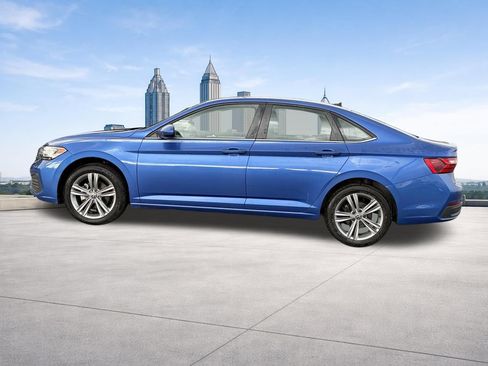 Used 2024 Volkswagen Jetta SE FWD image 16