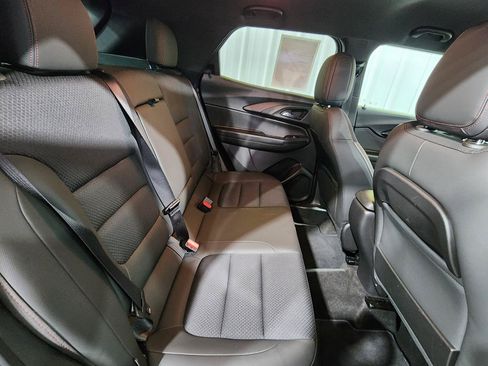 Used 2023 Chevrolet TrailBlazer RS AWD/4WD image 21