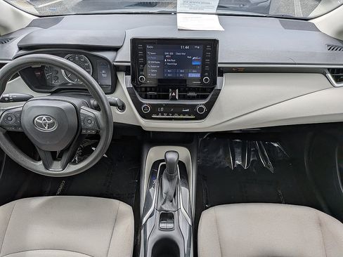Used 2022 Toyota Corolla LE w/ LE Convenience Package FWD image 38