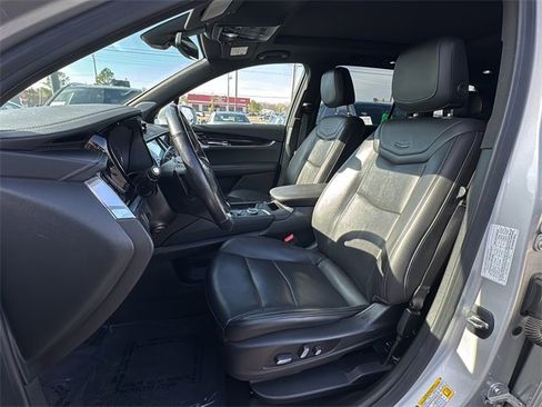 Used 2020 Cadillac XT6 Premium Luxury image 15