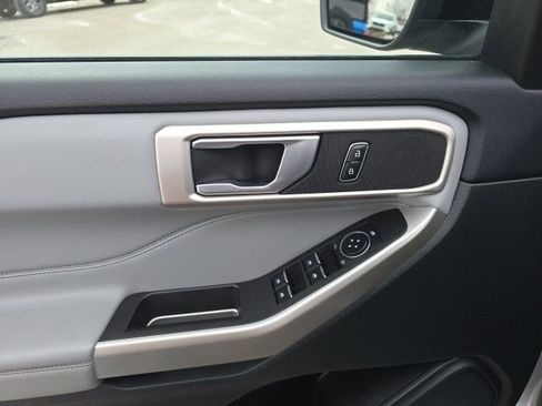 Certified 2023 Ford Explorer XLT w/ Equipment Group 202A image 12