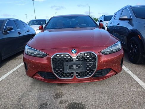 Used 2024 BMW 430i Coupe w/ Convenience Package RWD image 2