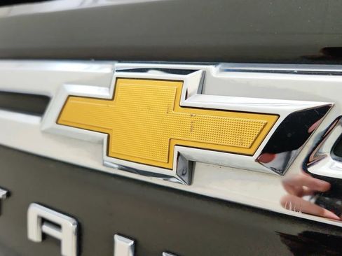 Used 2023 Chevrolet Tahoe Premier image 16