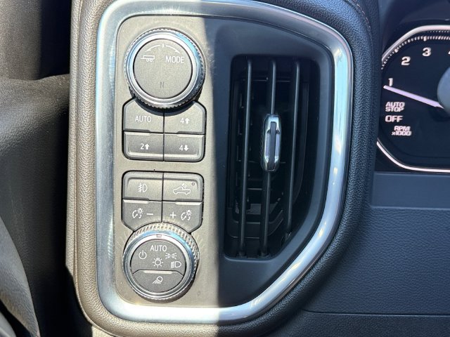 Used 2021 GMC Sierra 1500 AT4 AWD/4WD image 17
