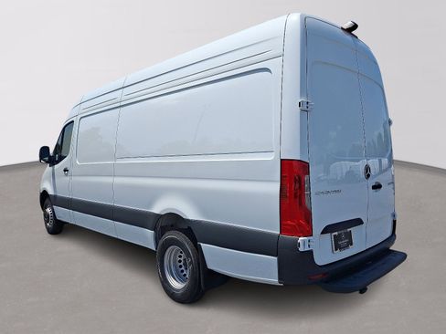 New 2025 Mercedes-Benz Sprinter 3500 image 7