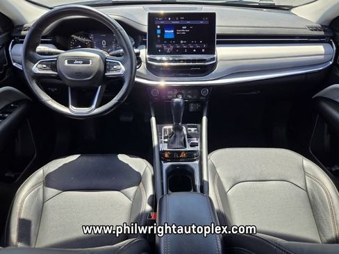 Used 2022 Jeep Compass Limited AWD/4WD image 13