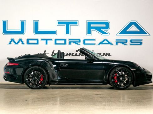 Used 2015 Porsche 911 Turbo image 9