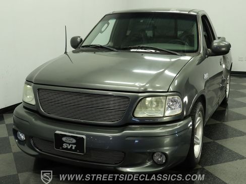 Used 2003 Ford F150 Lightning RWD image 17