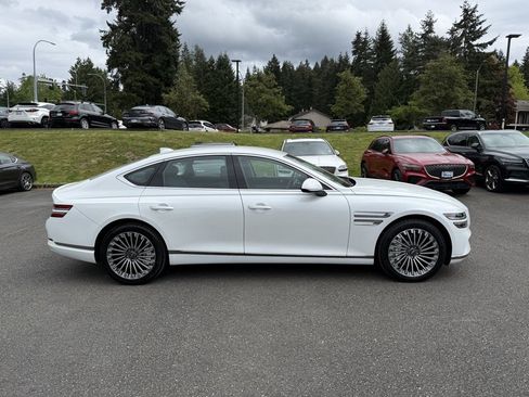 Used 2024 Genesis G80 image 4