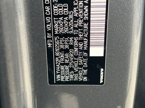 Used 2016 Volvo XC90 T6 Inscription w/ Vision Package image 31