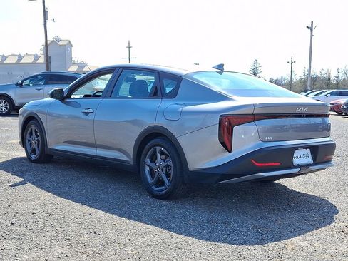 Certified 2025 Kia K4 LXS image 5