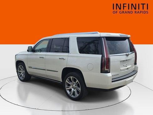 Used 2015 Cadillac Escalade Premium AWD/4WD image 7