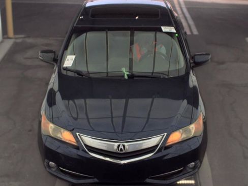 Used 2013 Acura ILX Hybrid FWD image 2