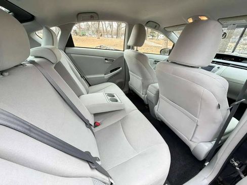 Used 2013 Toyota Prius Two image 15