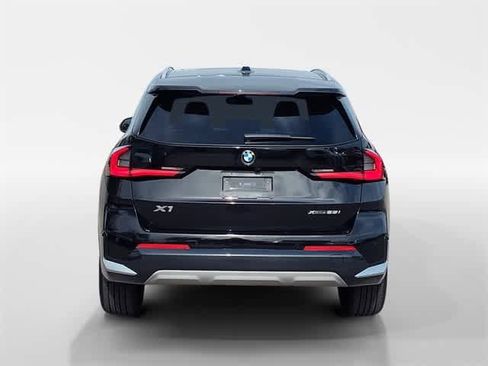 Used 2025 BMW X1 xDrive28i w/ Convenience Package image 5