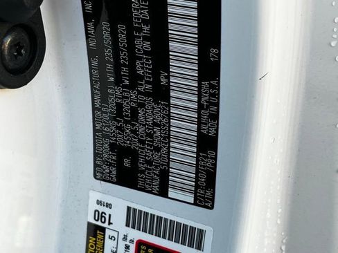 Used 2025 Toyota Sienna XSE image 31