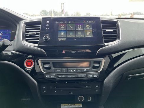 Used 2019 Honda Pilot Elite image 12