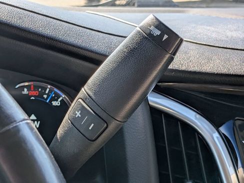 Used 2020 Cadillac Escalade Luxury AWD/4WD image 12