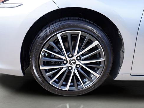 Used 2022 Lexus ES 350 w/ Premium Package FWD image 29