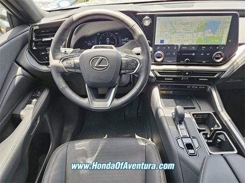 Used 2024 Lexus TX 350 FWD image 11